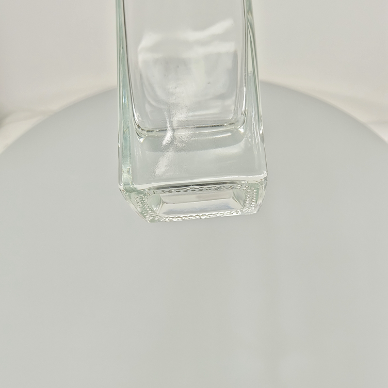J46-1000ml-950g Vodka bottle