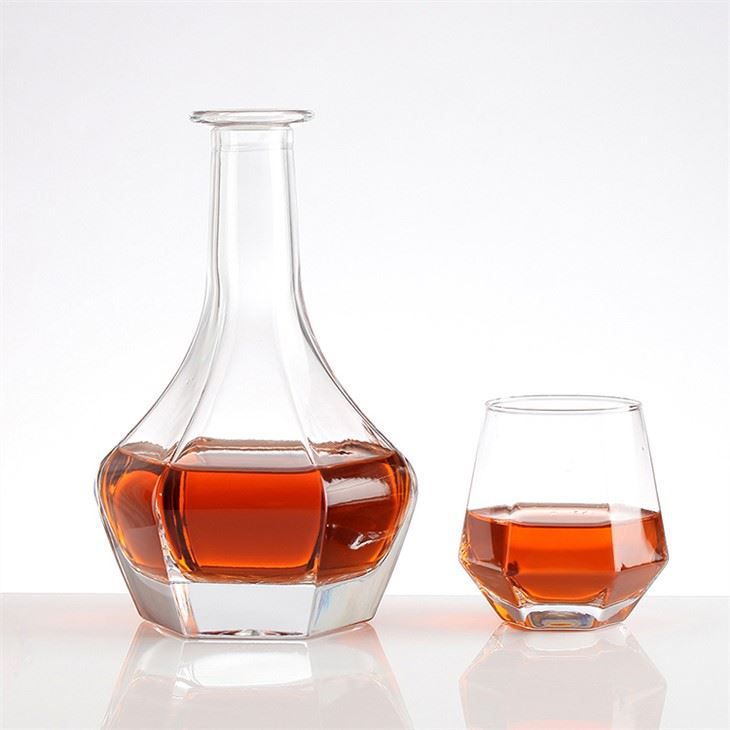 J135-750ml brandy bottles